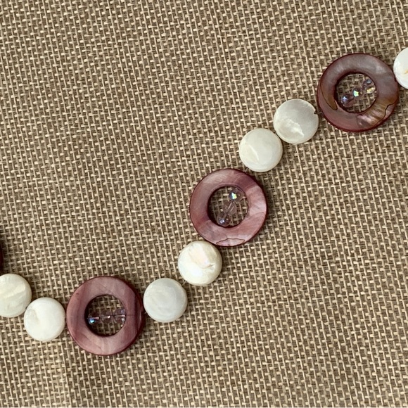 24 Inch Pink/White Fashion Beaded  Necklace - Picture 12 of 15